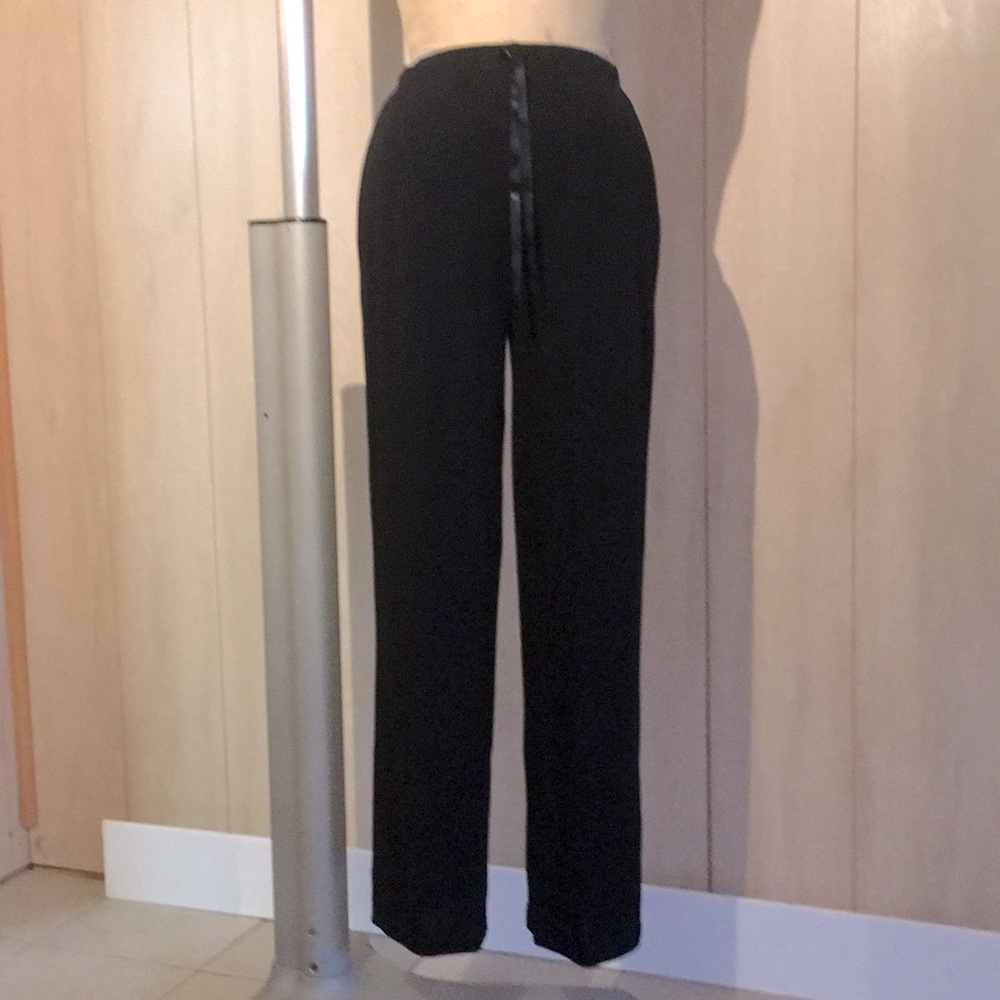 Liz Claiborne crepe pull-on pant